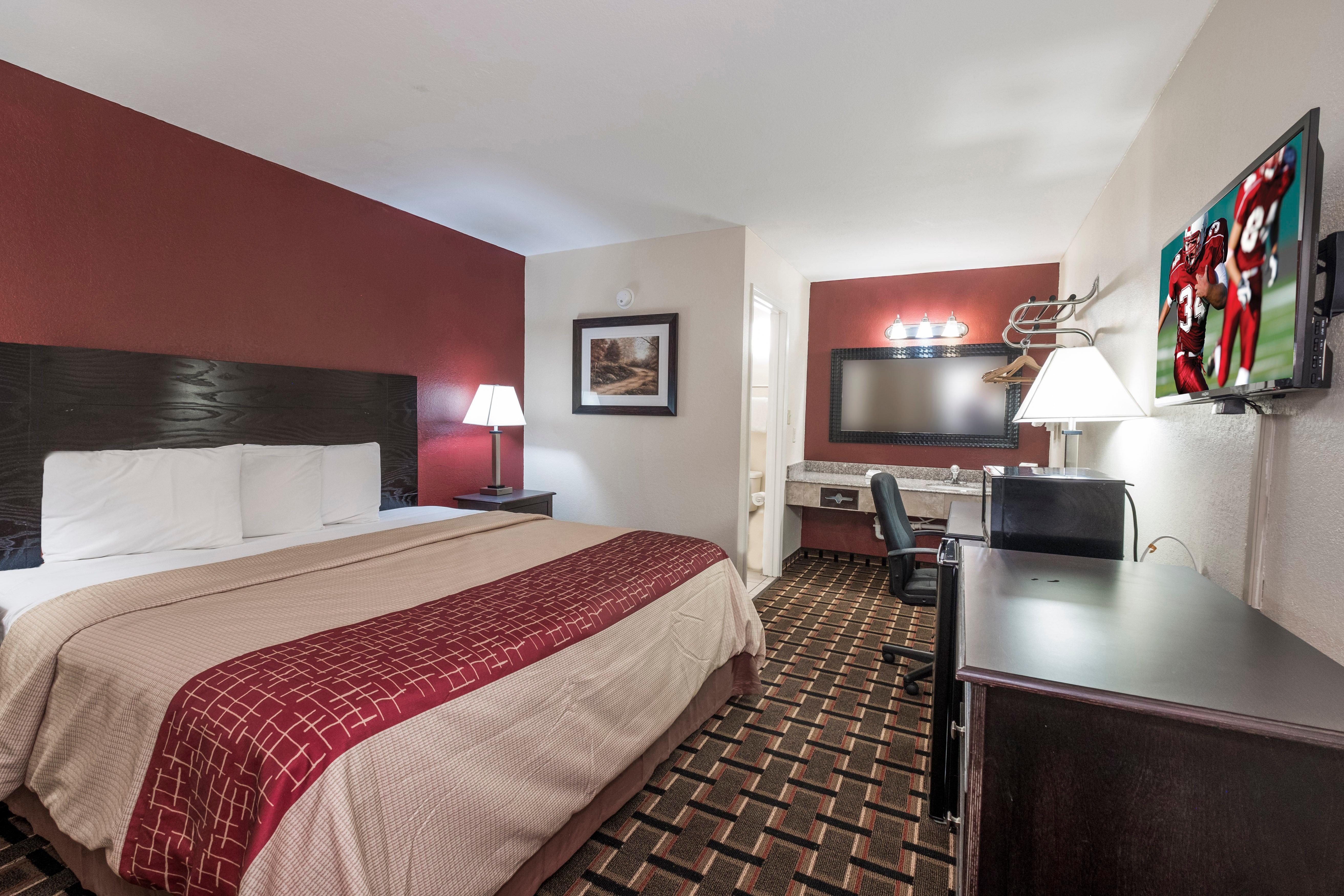 Red Roof Inn Mobile - Midtown Bagian luar foto